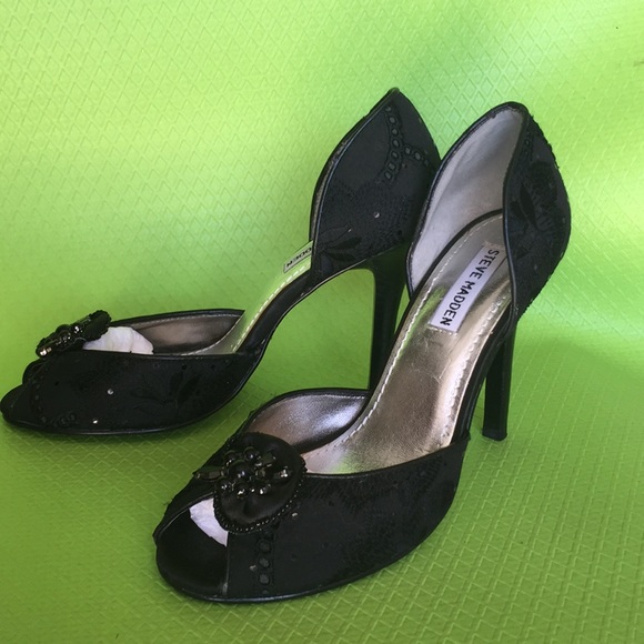 black peek a boo heels